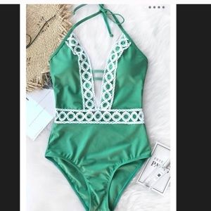 Cupshe Swimsuit NWOT